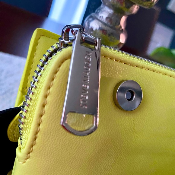 NWT! Gorgeous brand new Steve Madden bag in super fun lemon yellow color. - Picture 10 of 10